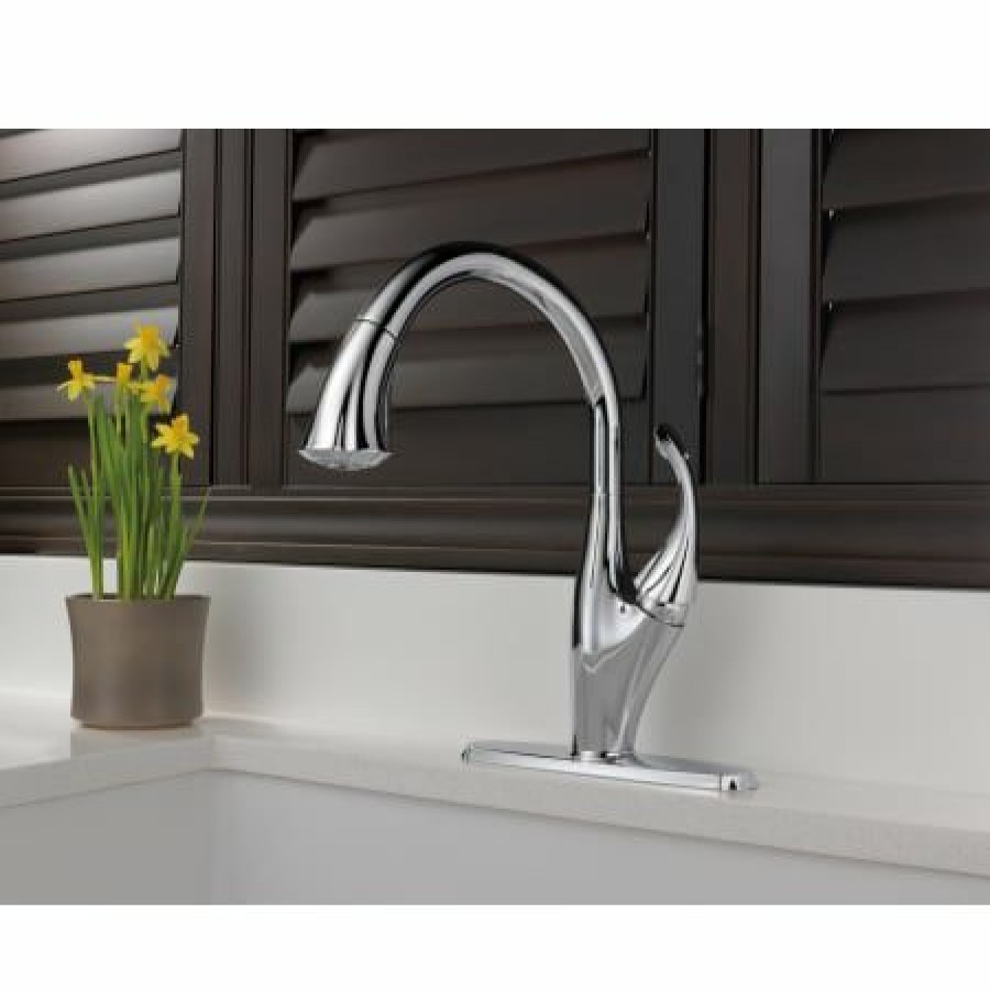 * Pullout Spray | Best Pirce Delta Addison Pull-Down Kitchen Faucet With Magnetic Docking Spray Head, Shieldspray, And Optional Base Plate Includes Lifetime Warranty