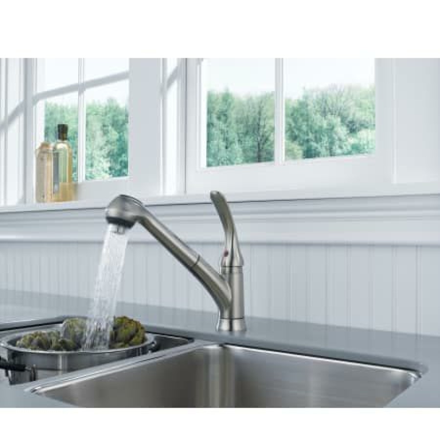 * Pullout Spray | Budget Delta Foundations Pull-Out Kitchen Faucet With Soap/Lotion Dispenser Includes Lifetime Warranty